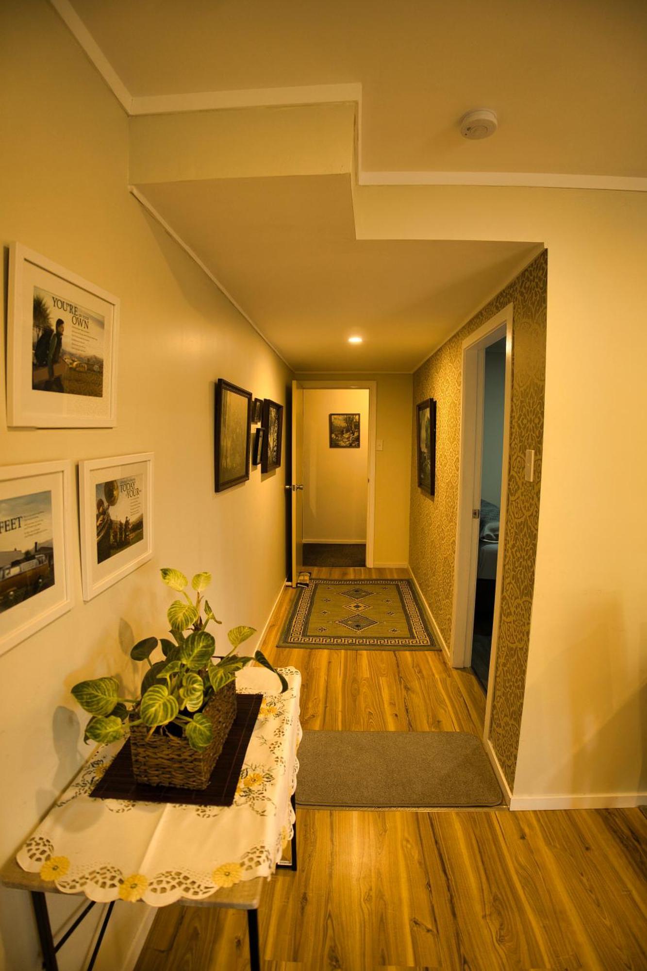 Entire Ground Floor With Full-Privacy And Family-Friendly Popular To Ferry Catchers Уелингтън Екстериор снимка