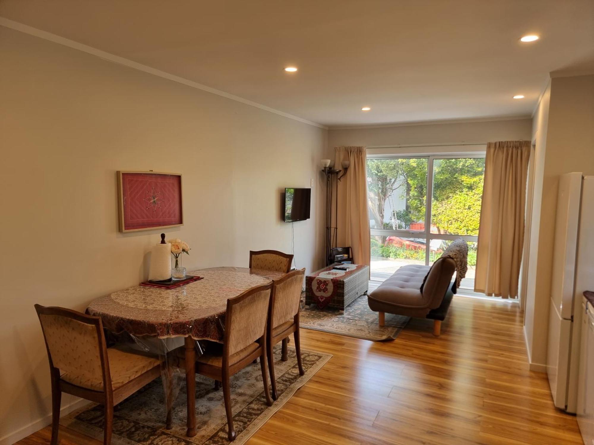 Entire Ground Floor With Full-Privacy And Family-Friendly Popular To Ferry Catchers Уелингтън Екстериор снимка