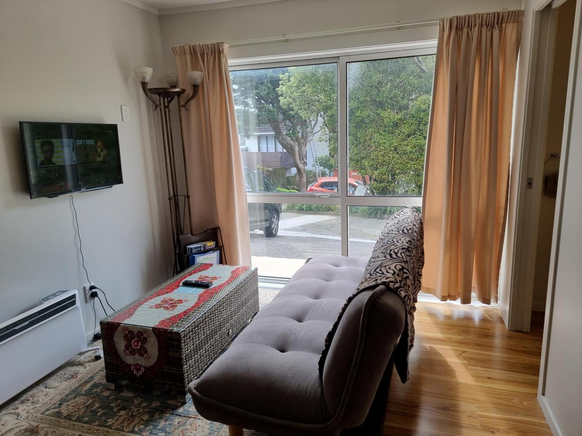 Entire Ground Floor With Full-Privacy And Family-Friendly Popular To Ferry Catchers Уелингтън Екстериор снимка